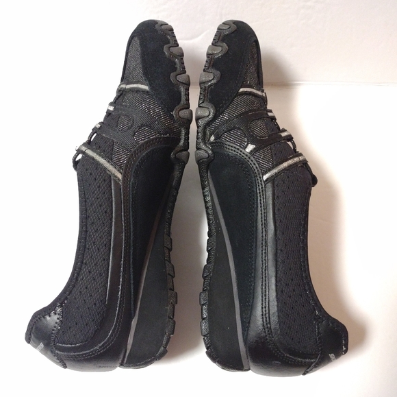 Skechers Women’s Sassie Heirloom Slip On Bikers Leather Walking Sneakers Black - Picture 6 of 7